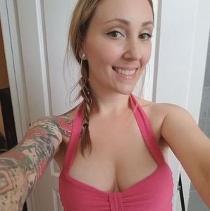 Meet your Posher, Laynie